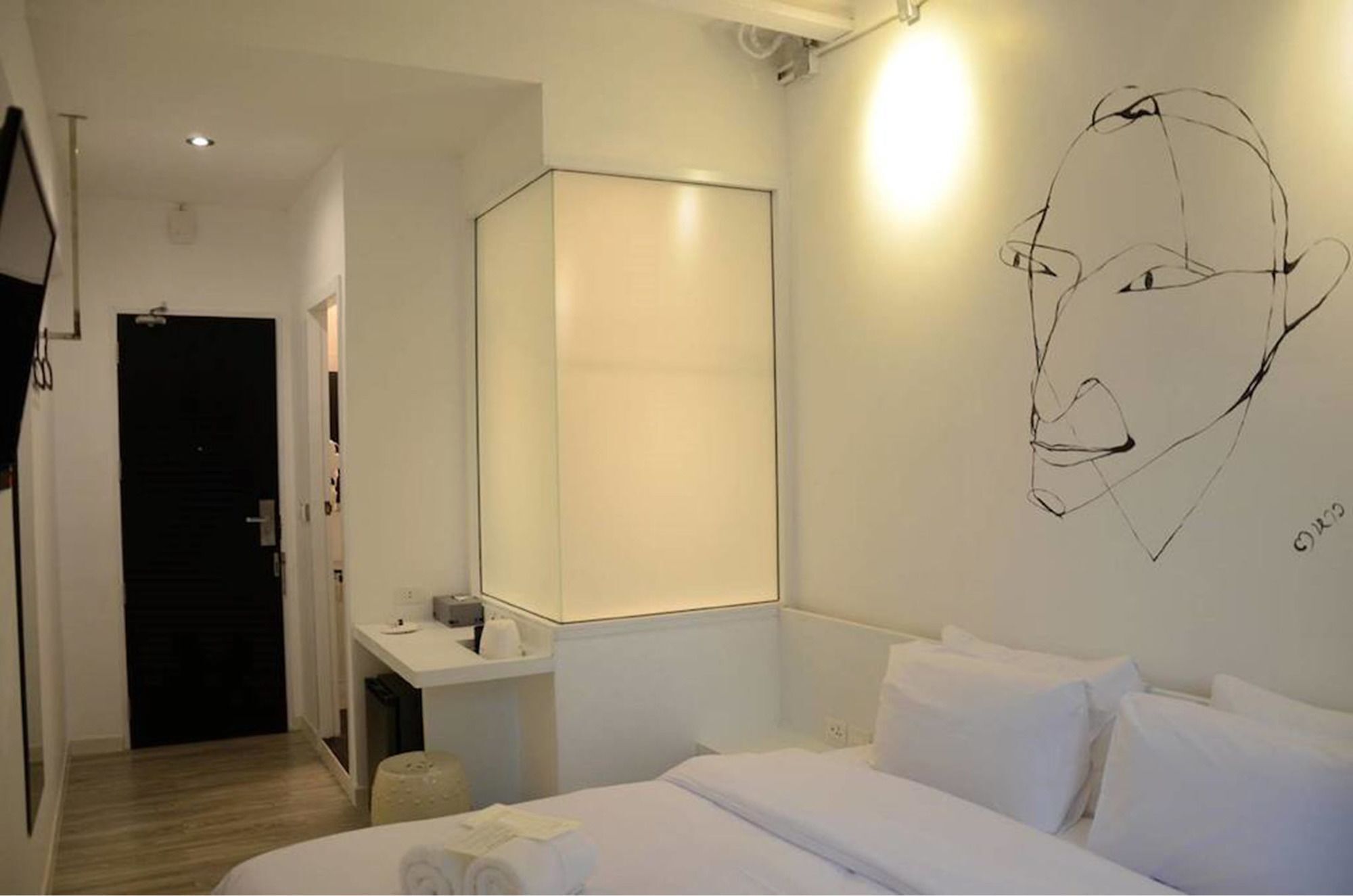 3 Howw Hostel At Sukhumvit 21 Bangkok Zewnętrze zdjęcie