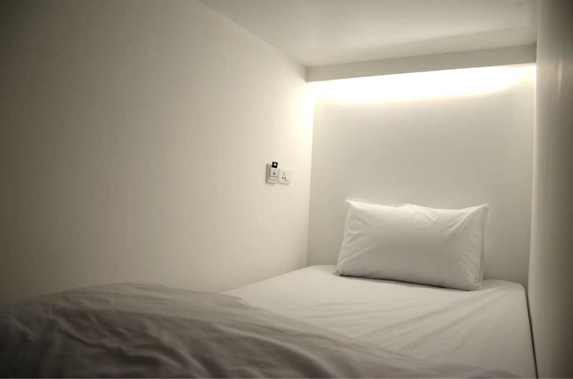 3 Howw Hostel At Sukhumvit 21 Bangkok Zewnętrze zdjęcie