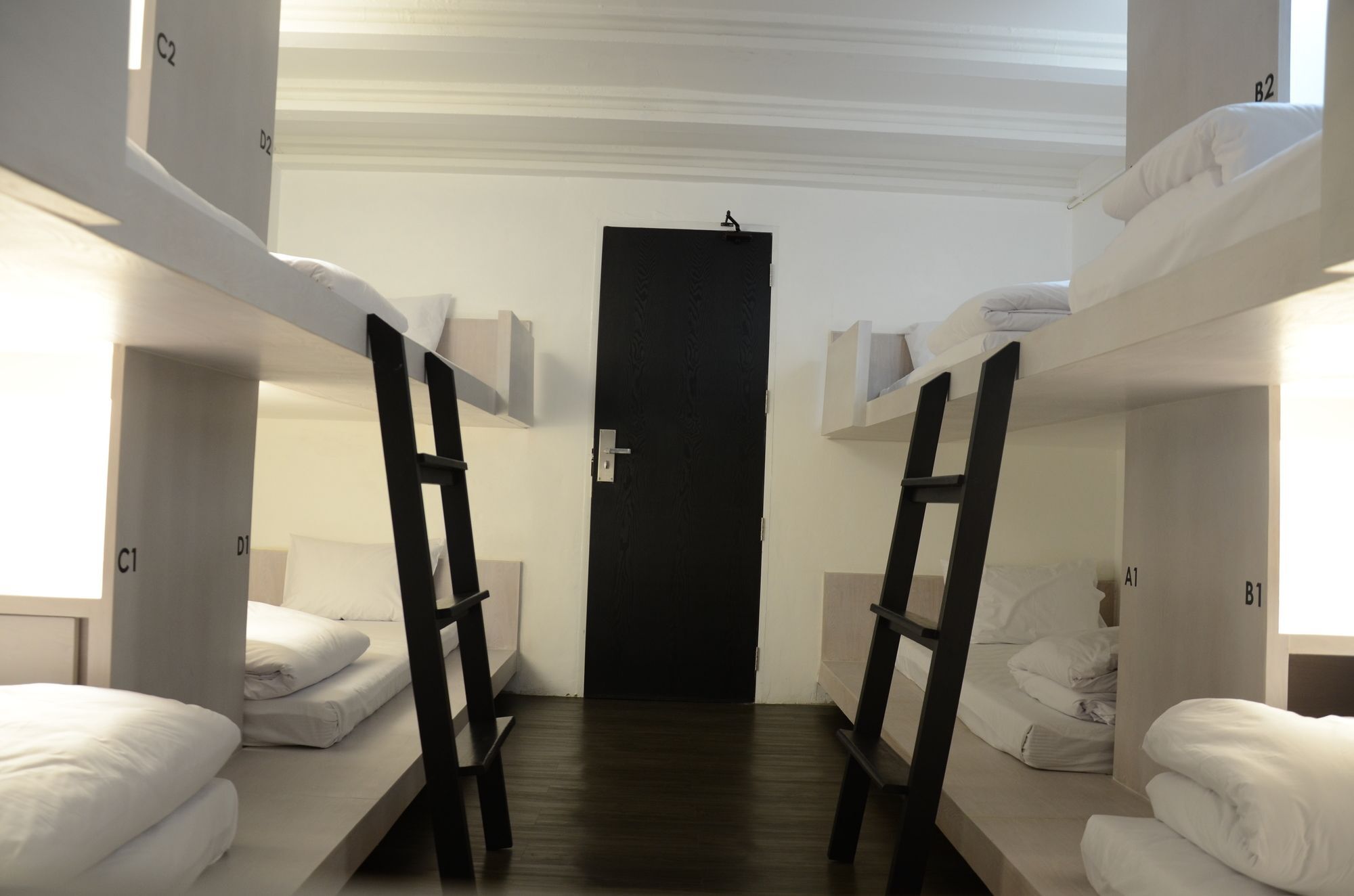 3 Howw Hostel At Sukhumvit 21 Bangkok Zewnętrze zdjęcie